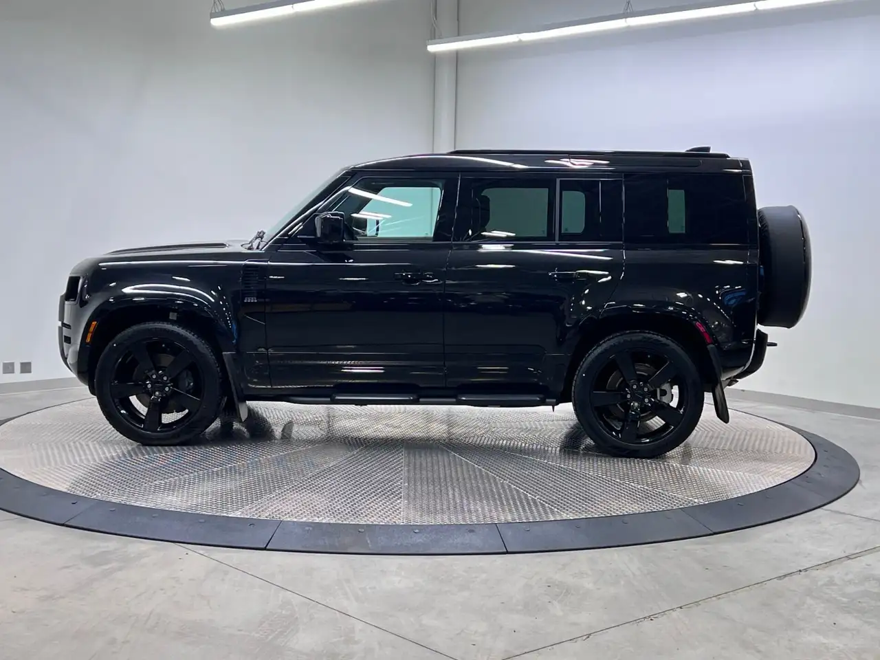Land Rover Defender снимка Land Rover Defender