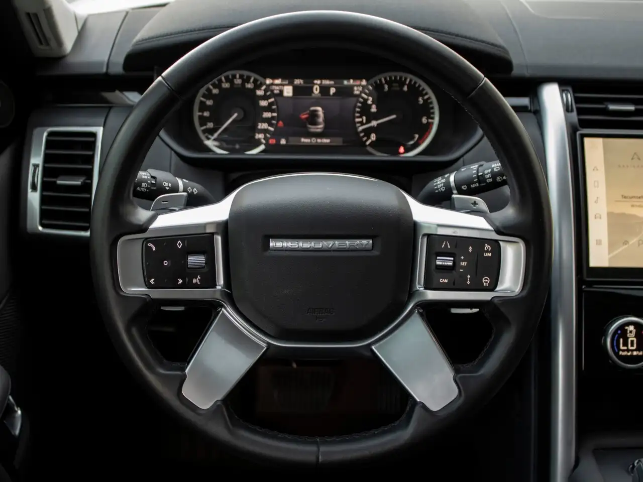 Land Rover Discovery photo Land Rover Discovery