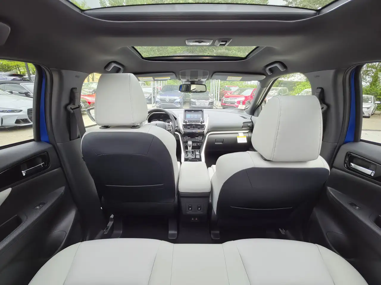 Mitsubishi Eclipse Cross photo Mitsubishi Eclipse Cross
