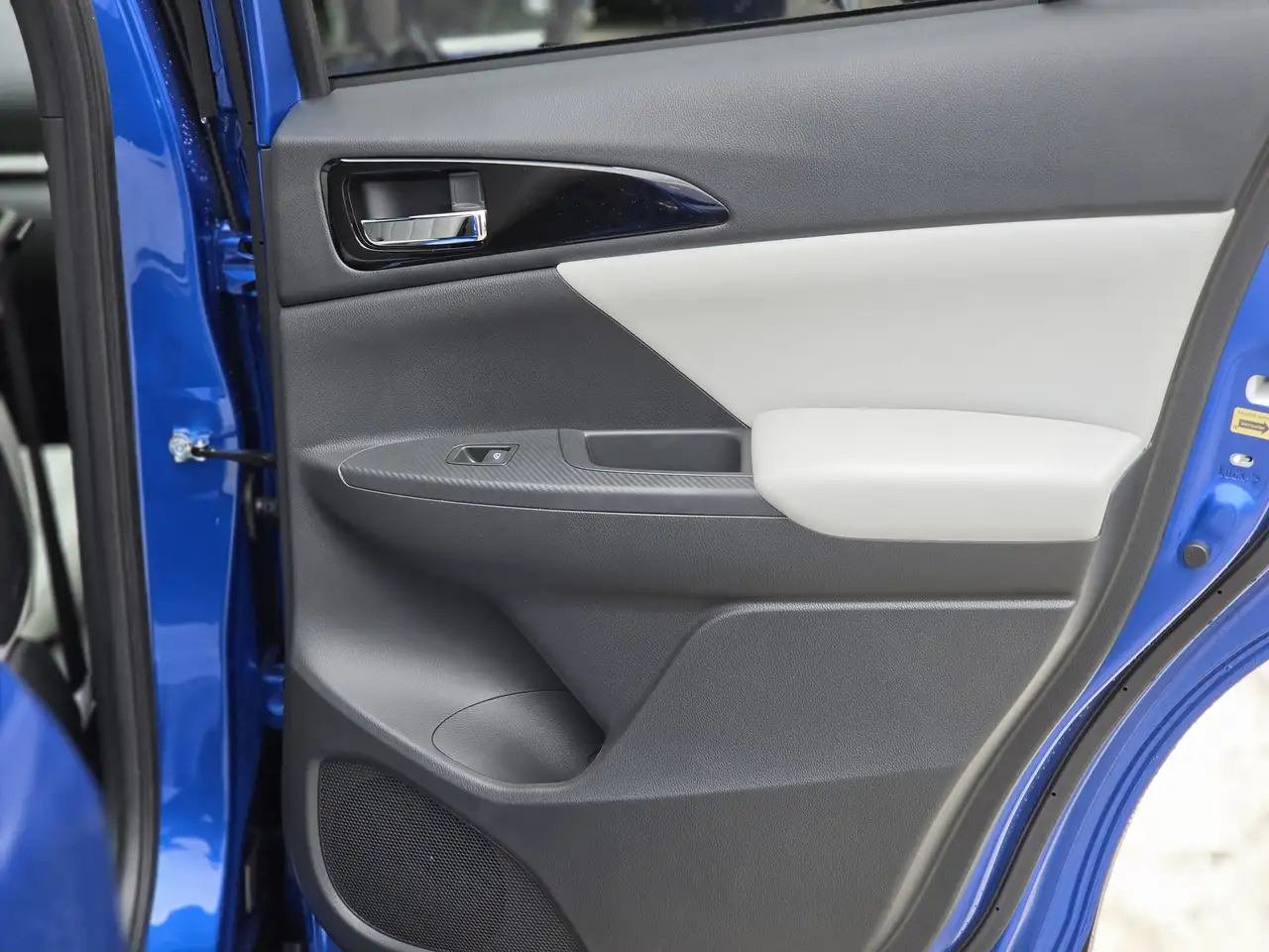 Mitsubishi Eclipse Cross photo Mitsubishi Eclipse Cross