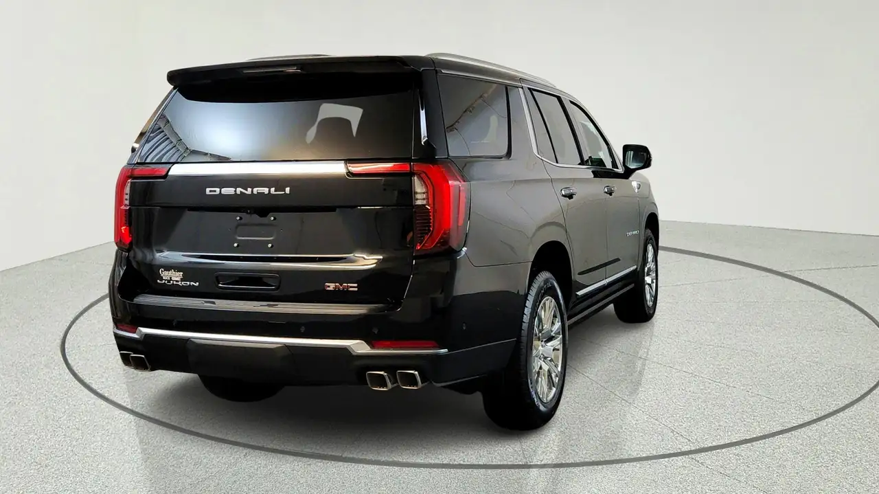 GMC Yukon photo GMC Yukon