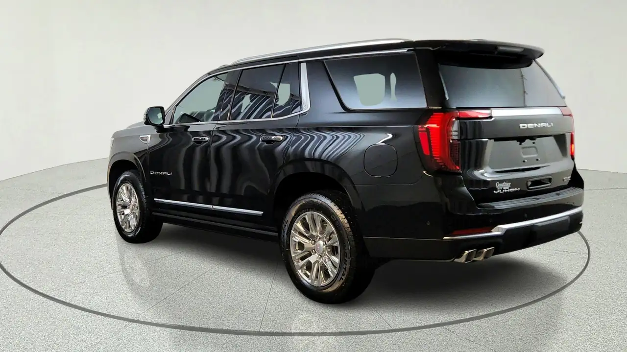 GMC Yukon photo GMC Yukon