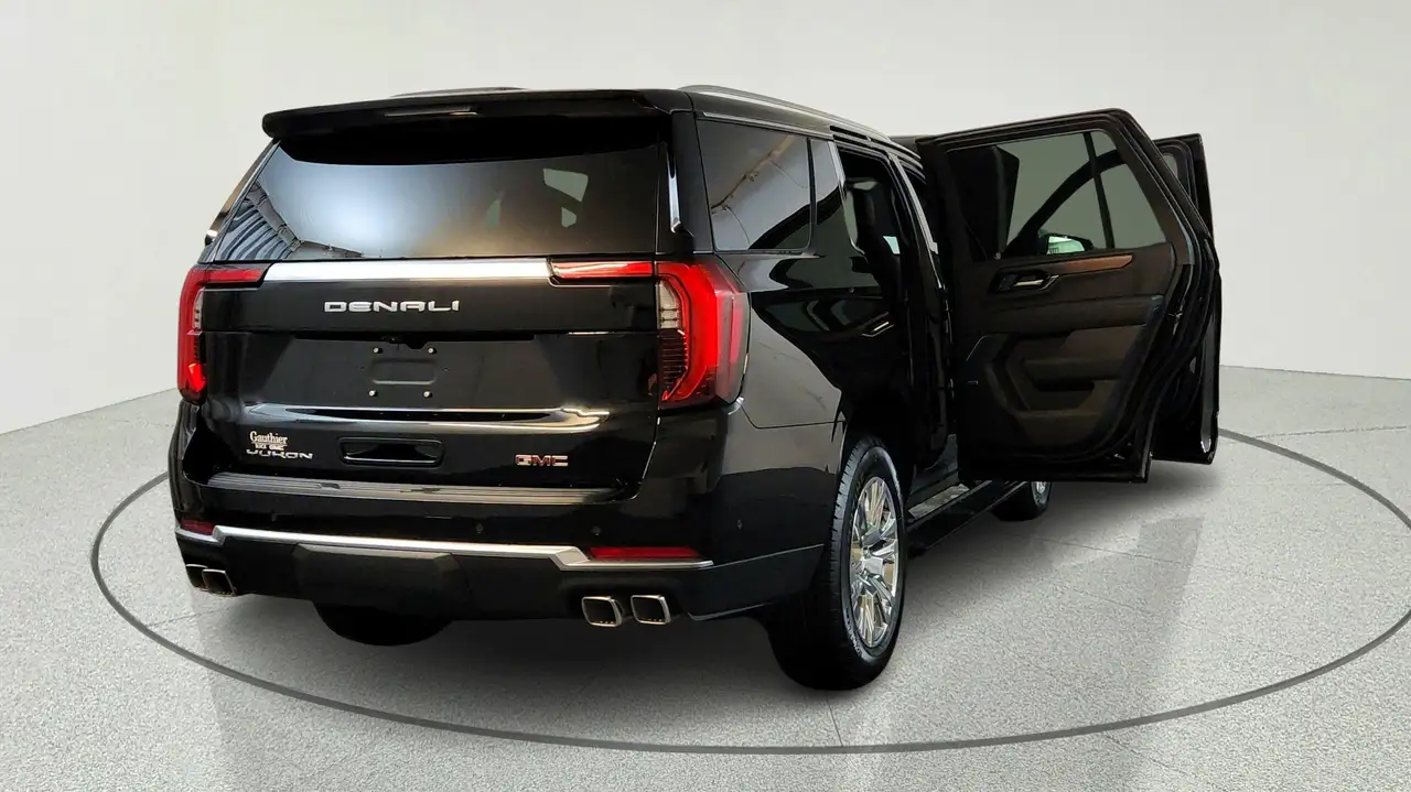 GMC Yukon photo GMC Yukon