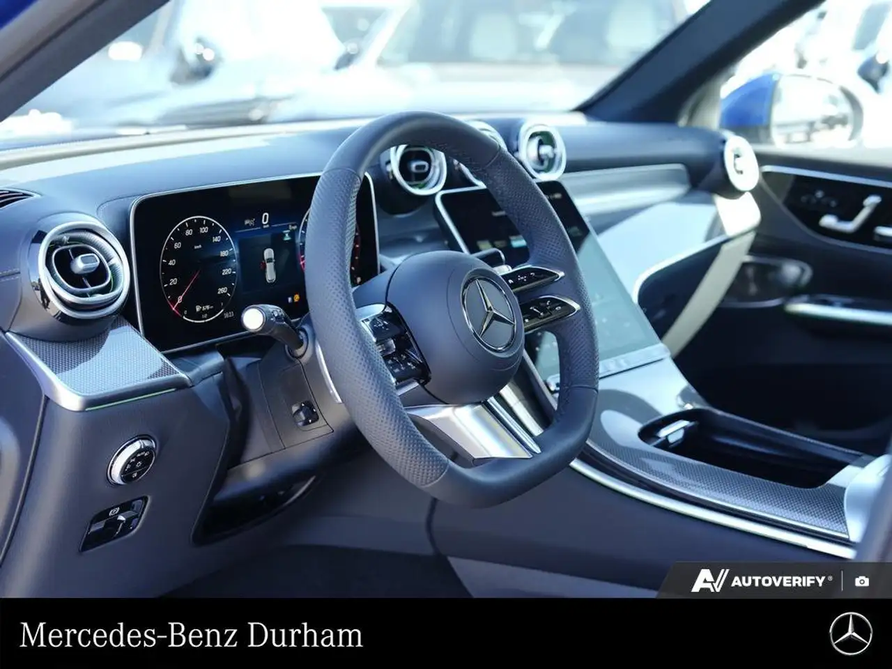Mercedes-Benz GLC снимка Mercedes-Benz GLC