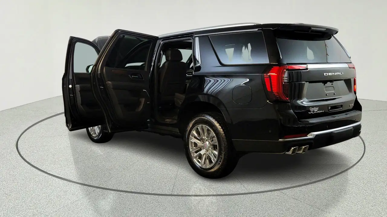 GMC Yukon photo GMC Yukon