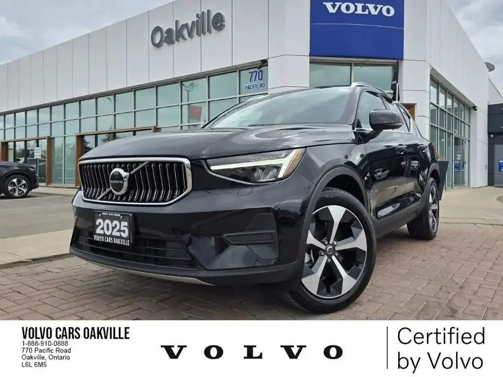 2025 Volvo XC40