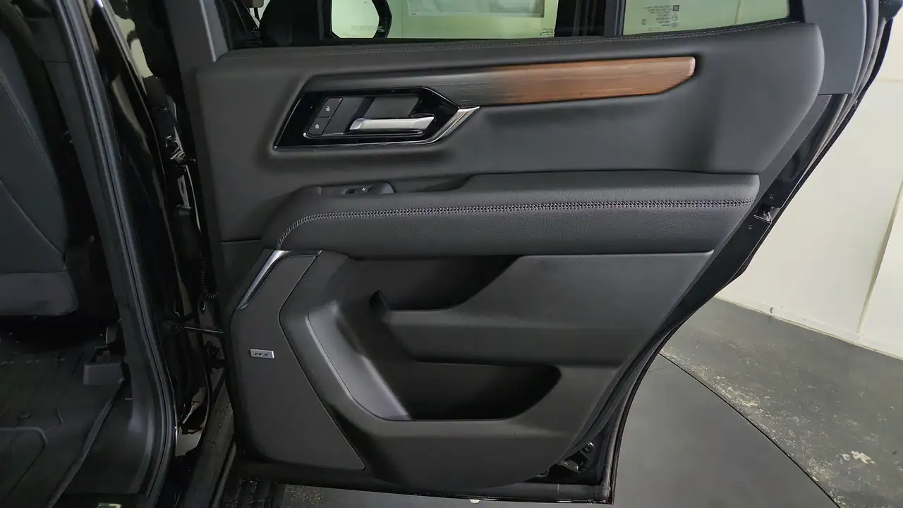 GMC Yukon photo GMC Yukon