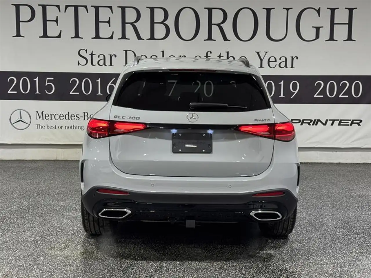 Mercedes-Benz GLC снимка Mercedes-Benz GLC