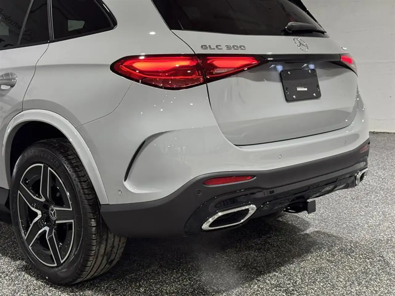 Mercedes-Benz GLC снимка Mercedes-Benz GLC