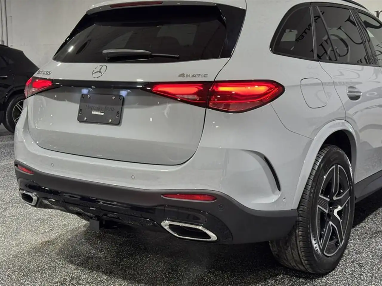 Mercedes-Benz GLC снимка Mercedes-Benz GLC