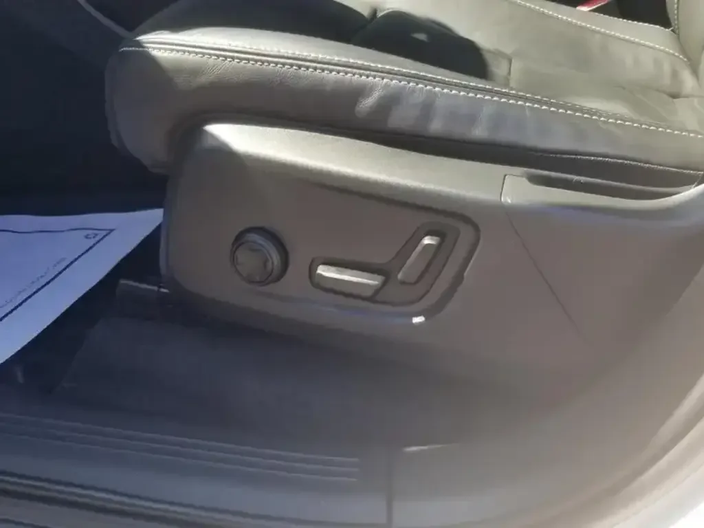 Volvo XC40 снимка Volvo XC40