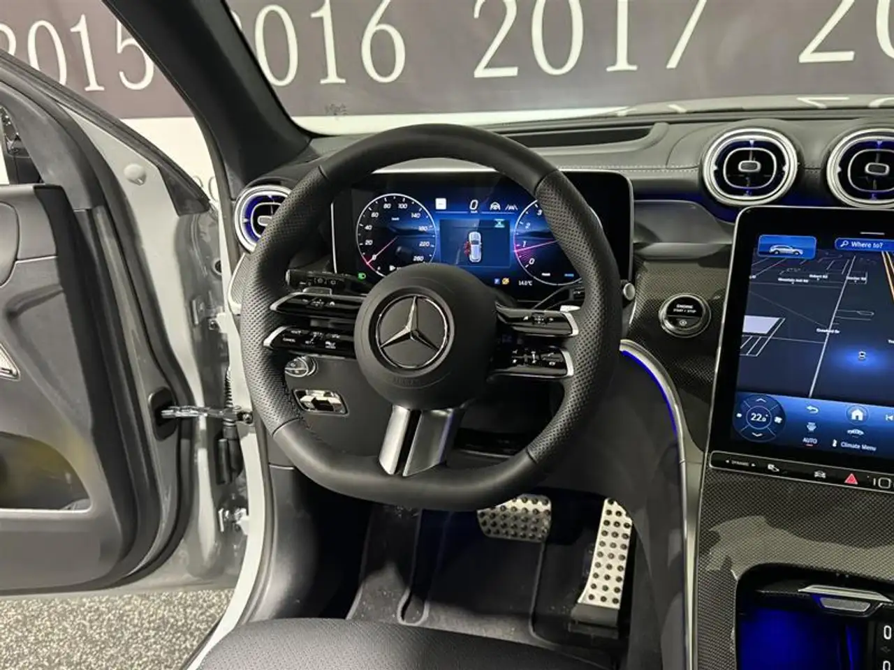 Mercedes-Benz GLC снимка Mercedes-Benz GLC