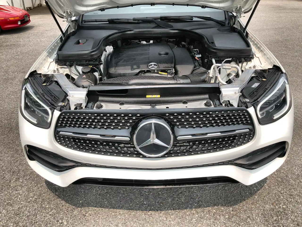 Mercedes-Benz GLC снимка Mercedes-Benz GLC