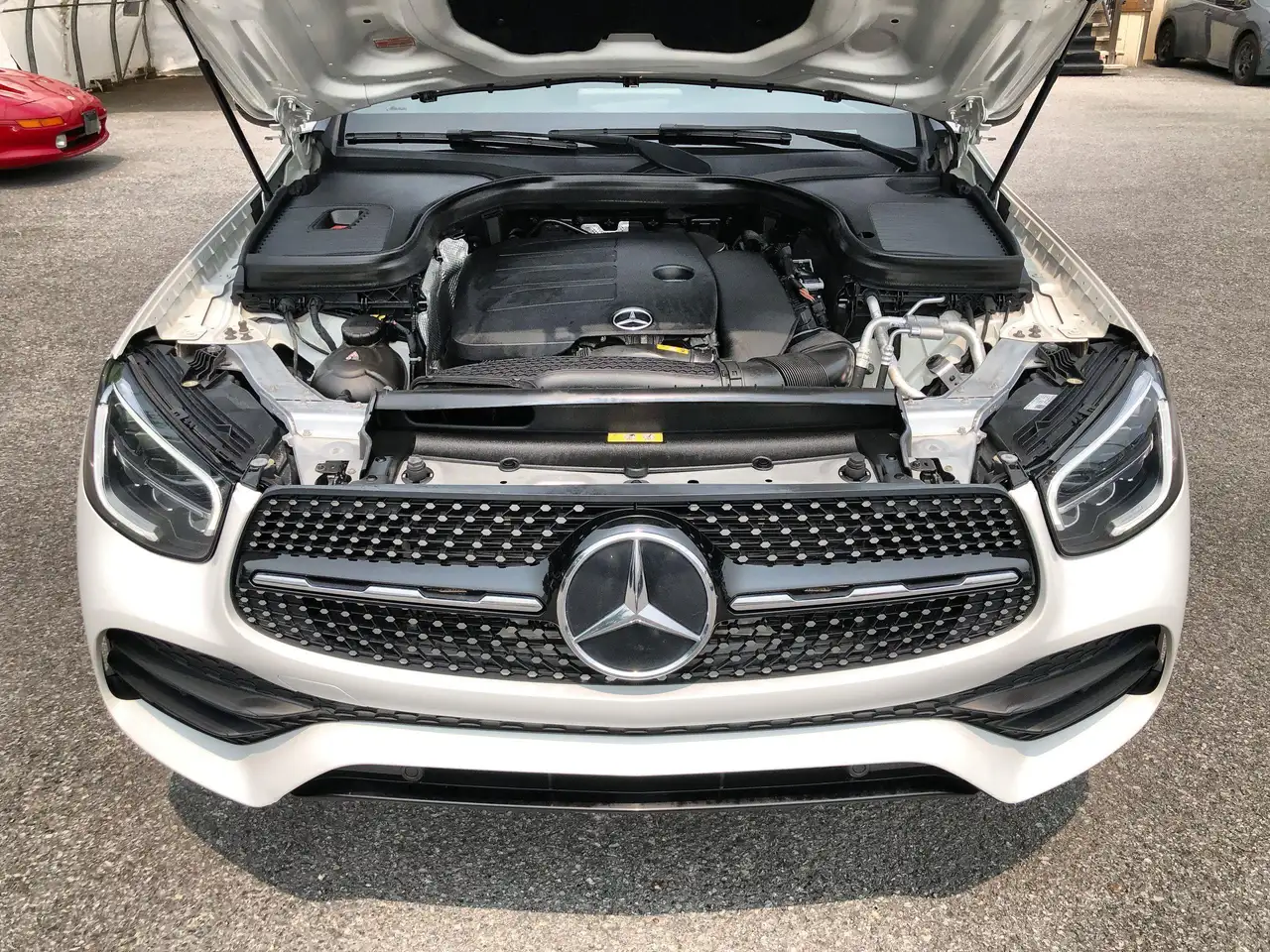 Mercedes-Benz GLC снимка Mercedes-Benz GLC