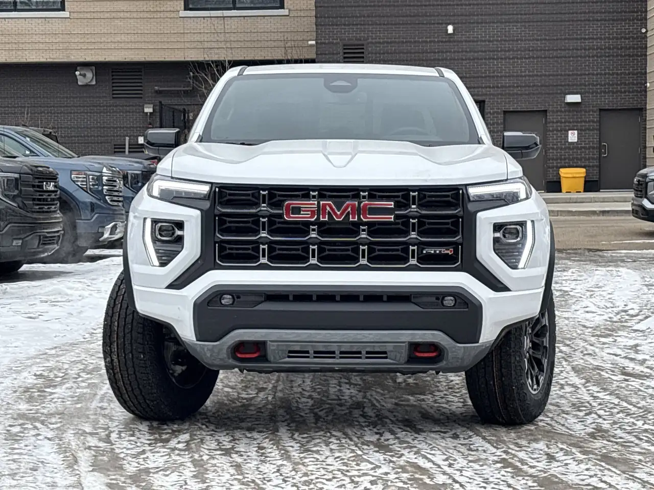 GMC Canyon снимка GMC Canyon