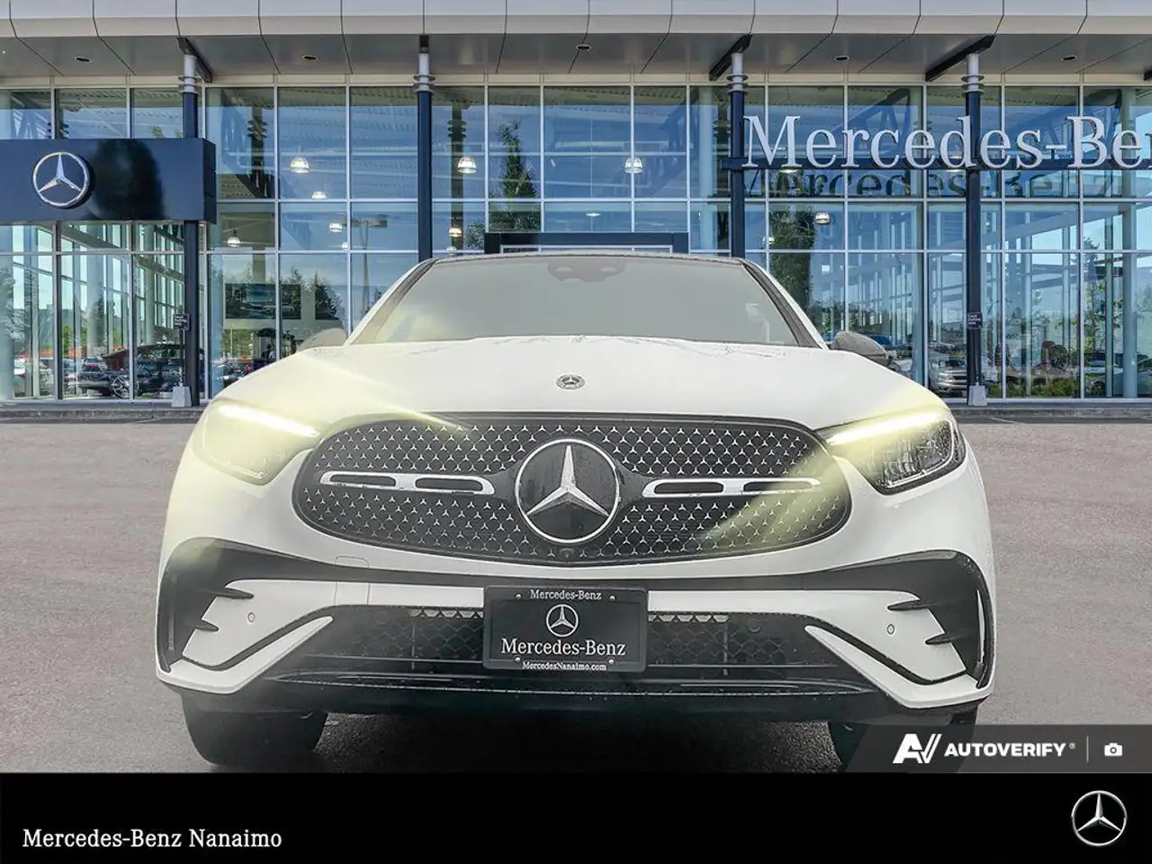 Mercedes-Benz GLC снимка Mercedes-Benz GLC