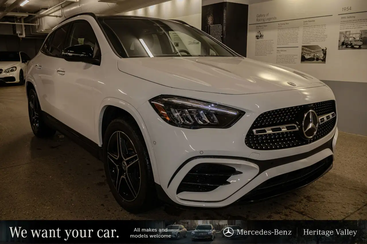 Mercedes-Benz GLA fotografie Mercedes-Benz GLA