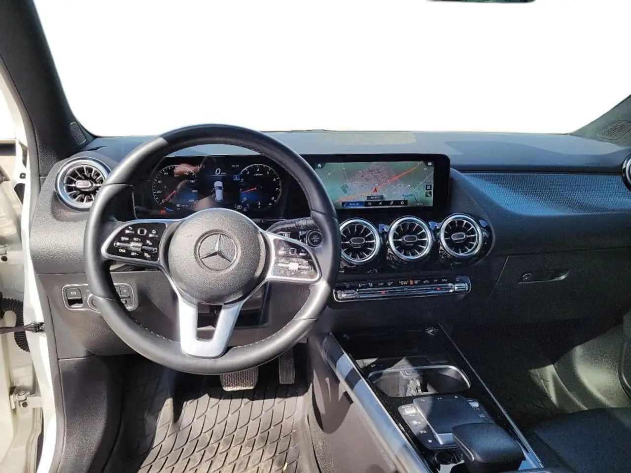 Mercedes-Benz GLA fotografie Mercedes-Benz GLA