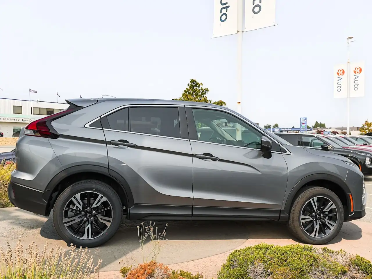 Mitsubishi Eclipse Cross photo Mitsubishi Eclipse Cross