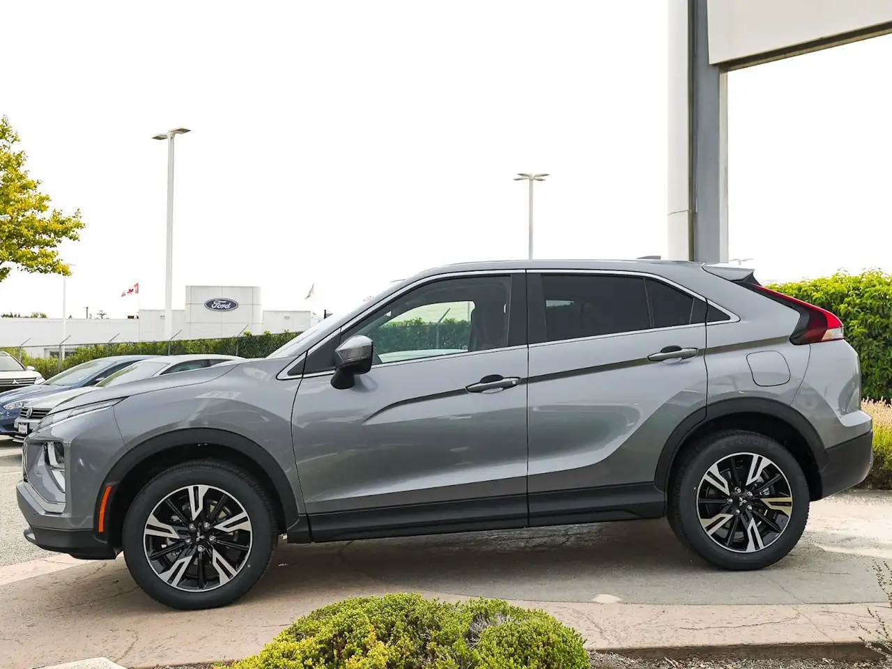 Mitsubishi Eclipse Cross photo Mitsubishi Eclipse Cross