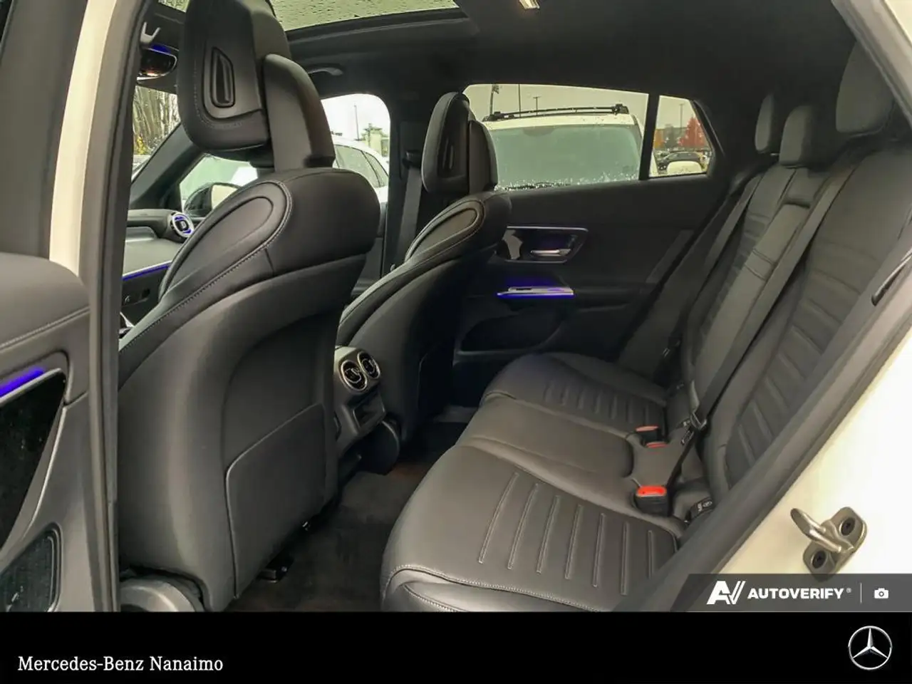 Mercedes-Benz GLC снимка Mercedes-Benz GLC