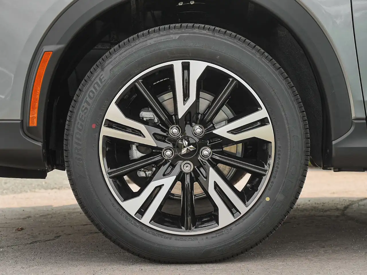 Mitsubishi Eclipse Cross photo Mitsubishi Eclipse Cross