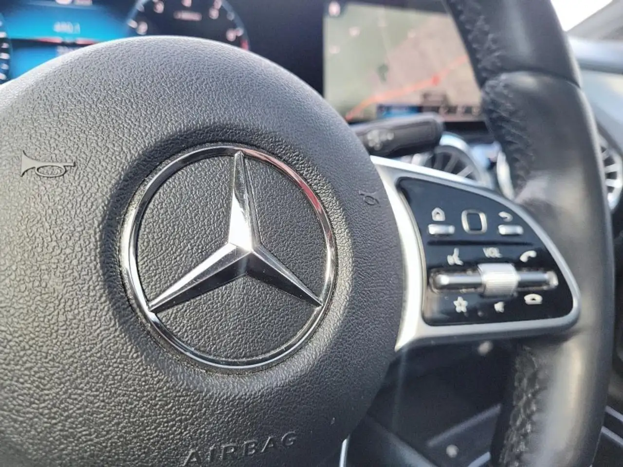 Mercedes-Benz GLA fotografie Mercedes-Benz GLA