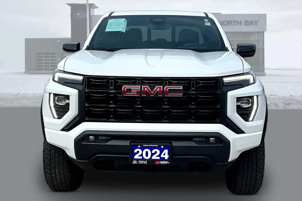 GMC Canyon photo GMC Canyon