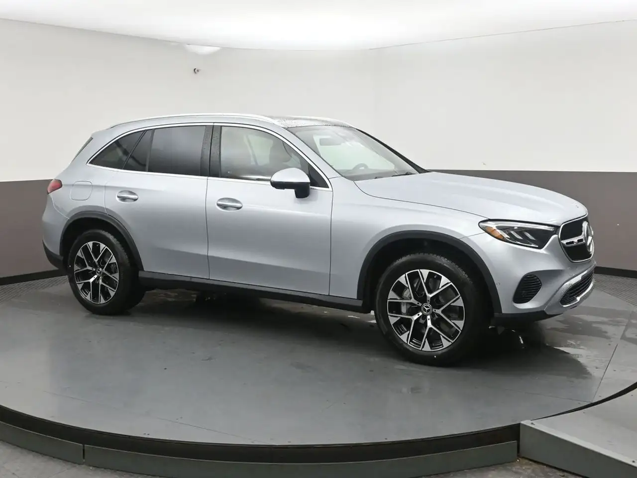2026 Mercedes-Benz GLC