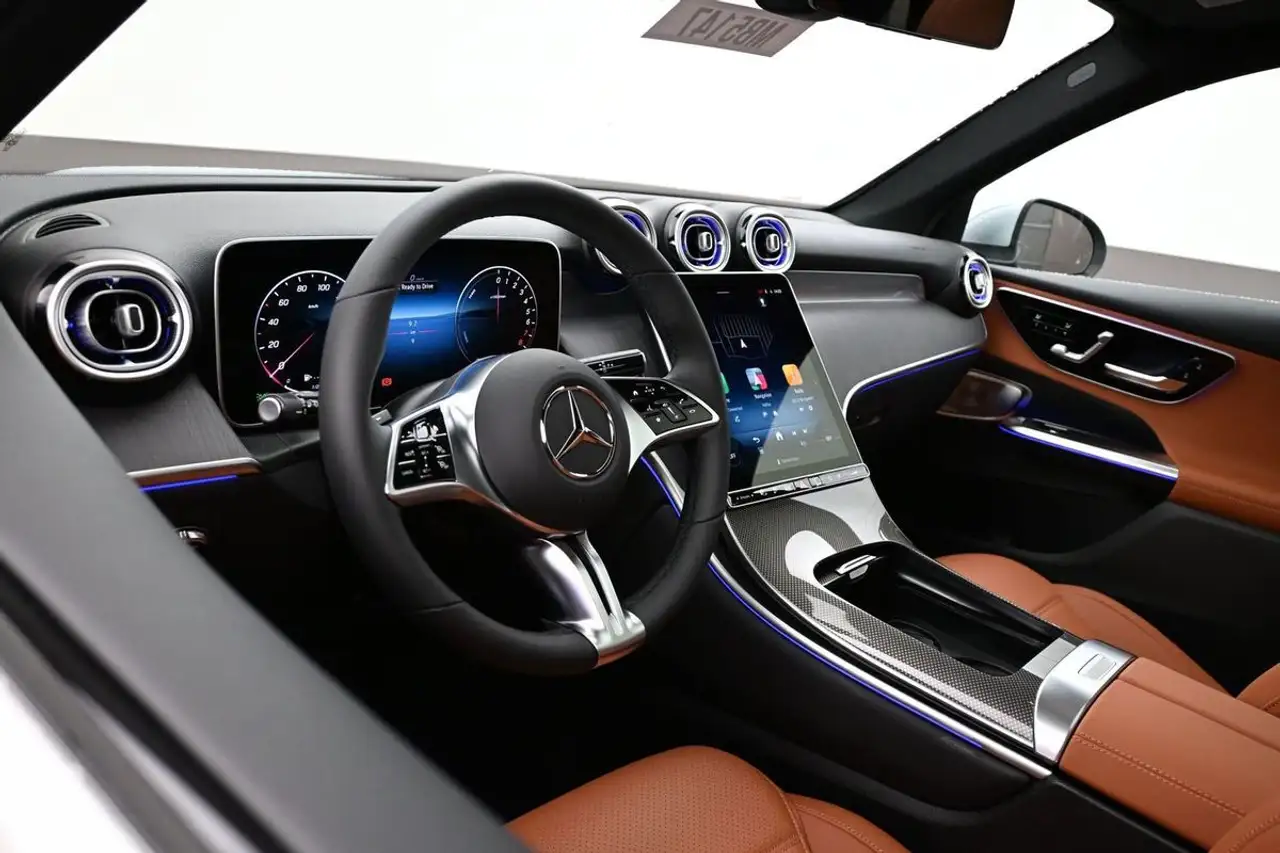 Mercedes-Benz GLC снимка Mercedes-Benz GLC