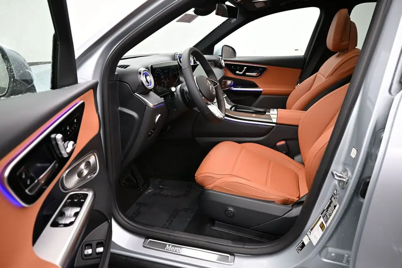Mercedes-Benz GLC снимка Mercedes-Benz GLC