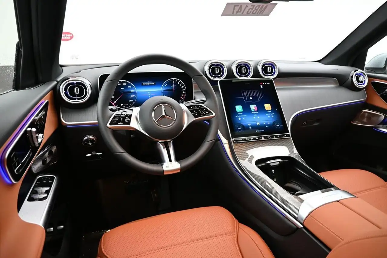 Mercedes-Benz GLC снимка Mercedes-Benz GLC