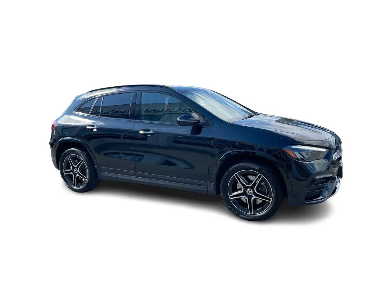 Mercedes-Benz GLA снимка Mercedes-Benz GLA