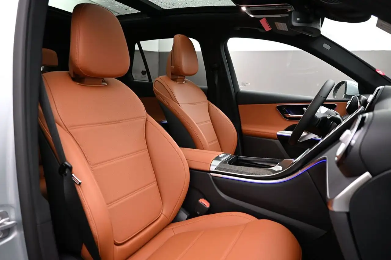 Mercedes-Benz GLC снимка Mercedes-Benz GLC
