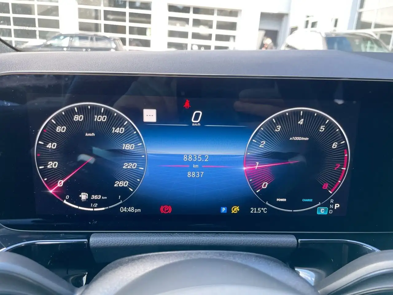 Mercedes-Benz GLA снимка Mercedes-Benz GLA