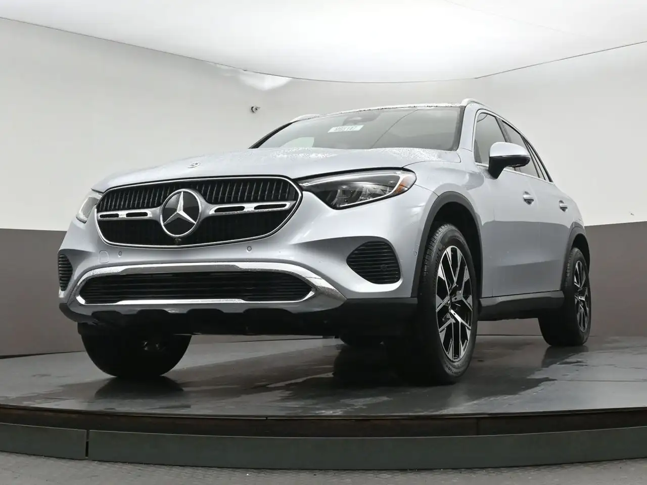 Mercedes-Benz GLC снимка Mercedes-Benz GLC