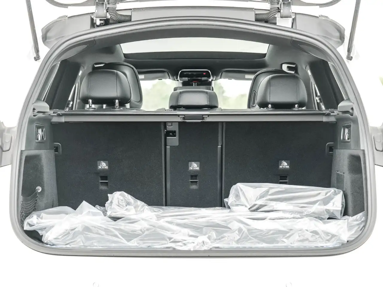 Mercedes-Benz GLC снимка Mercedes-Benz GLC
