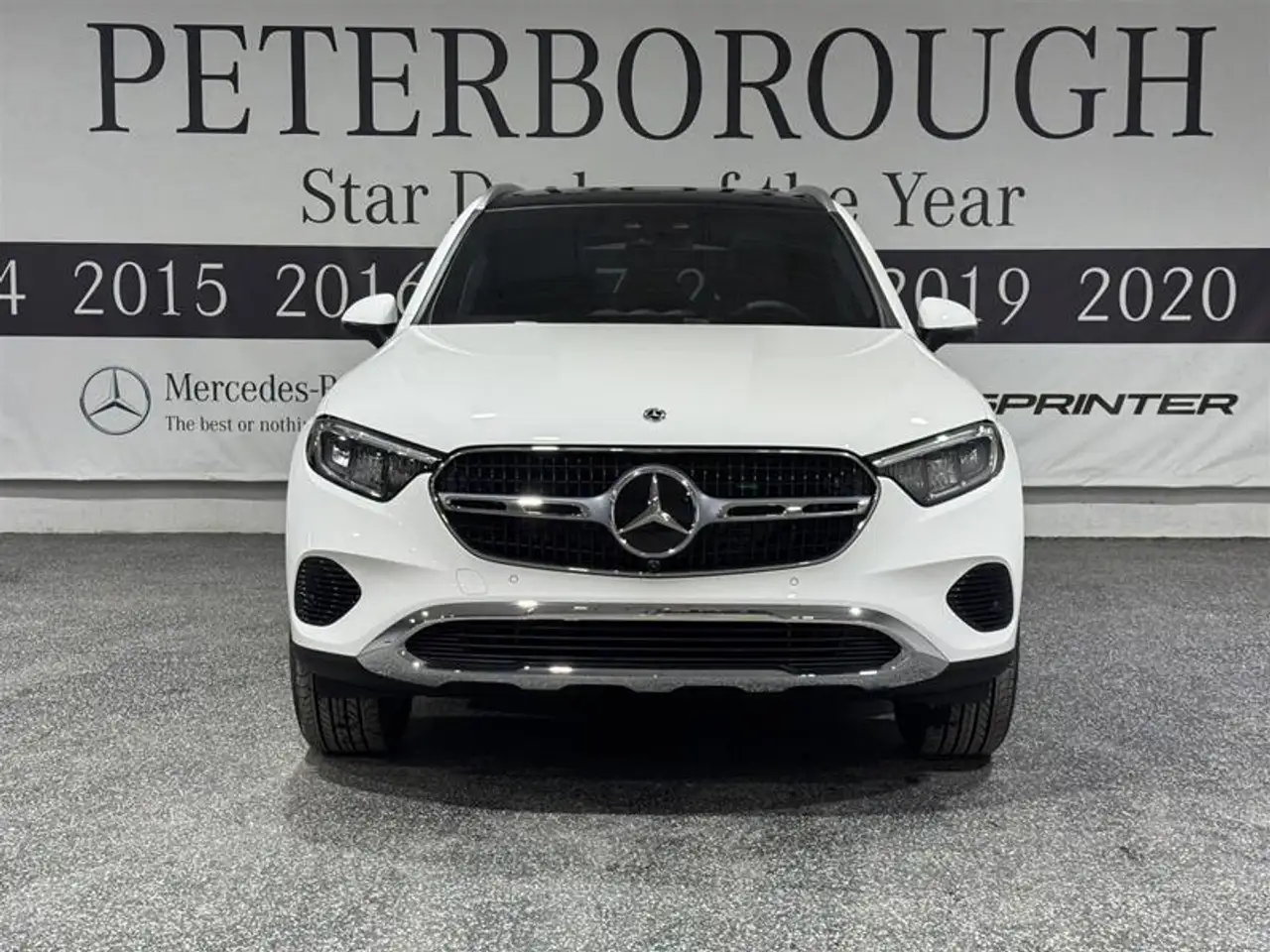 Mercedes-Benz GLC снимка Mercedes-Benz GLC