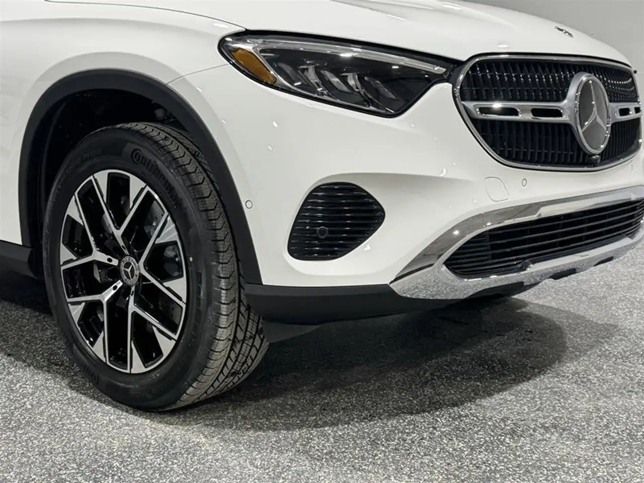 Mercedes-Benz GLC снимка Mercedes-Benz GLC