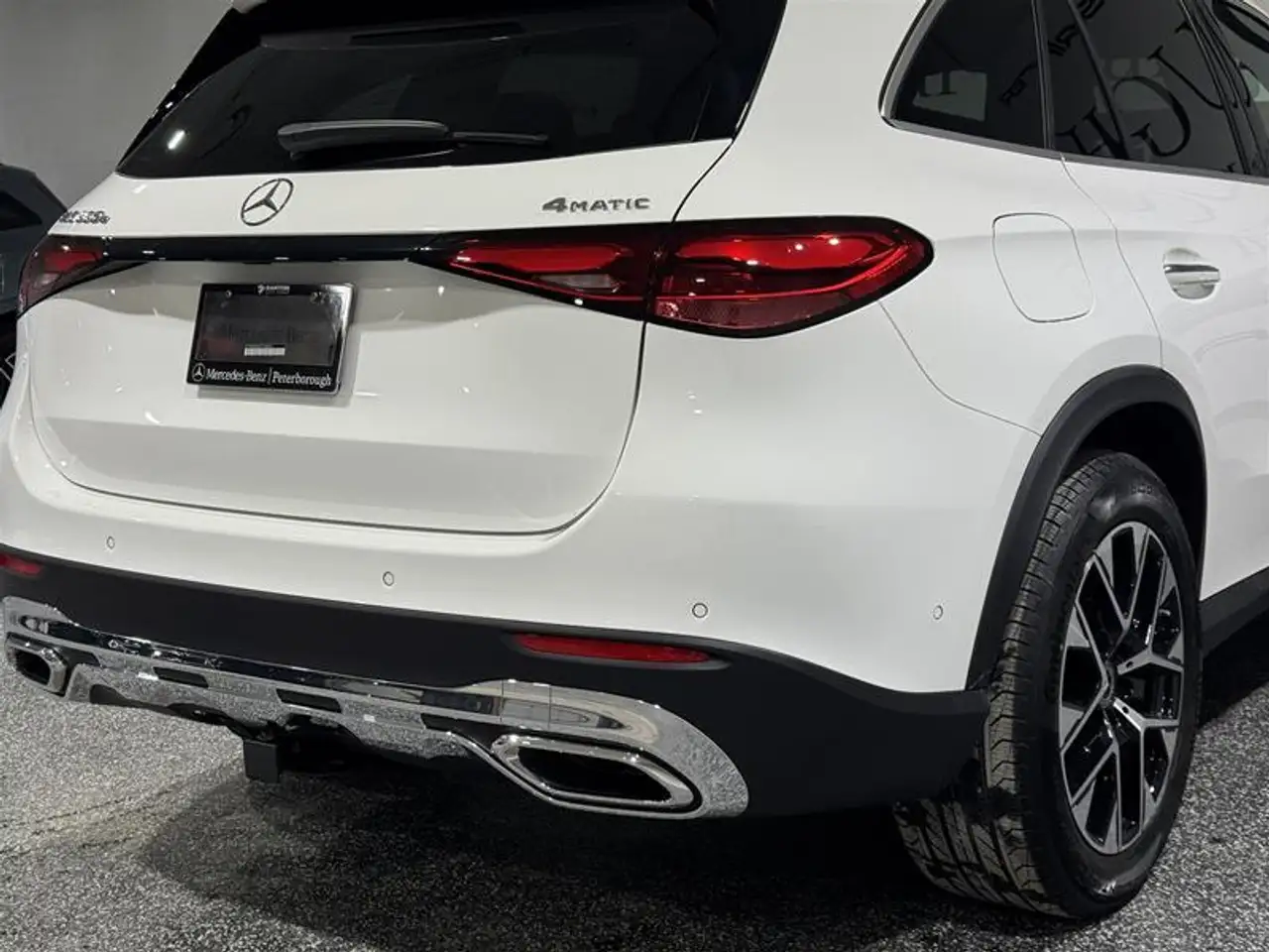 Mercedes-Benz GLC снимка Mercedes-Benz GLC