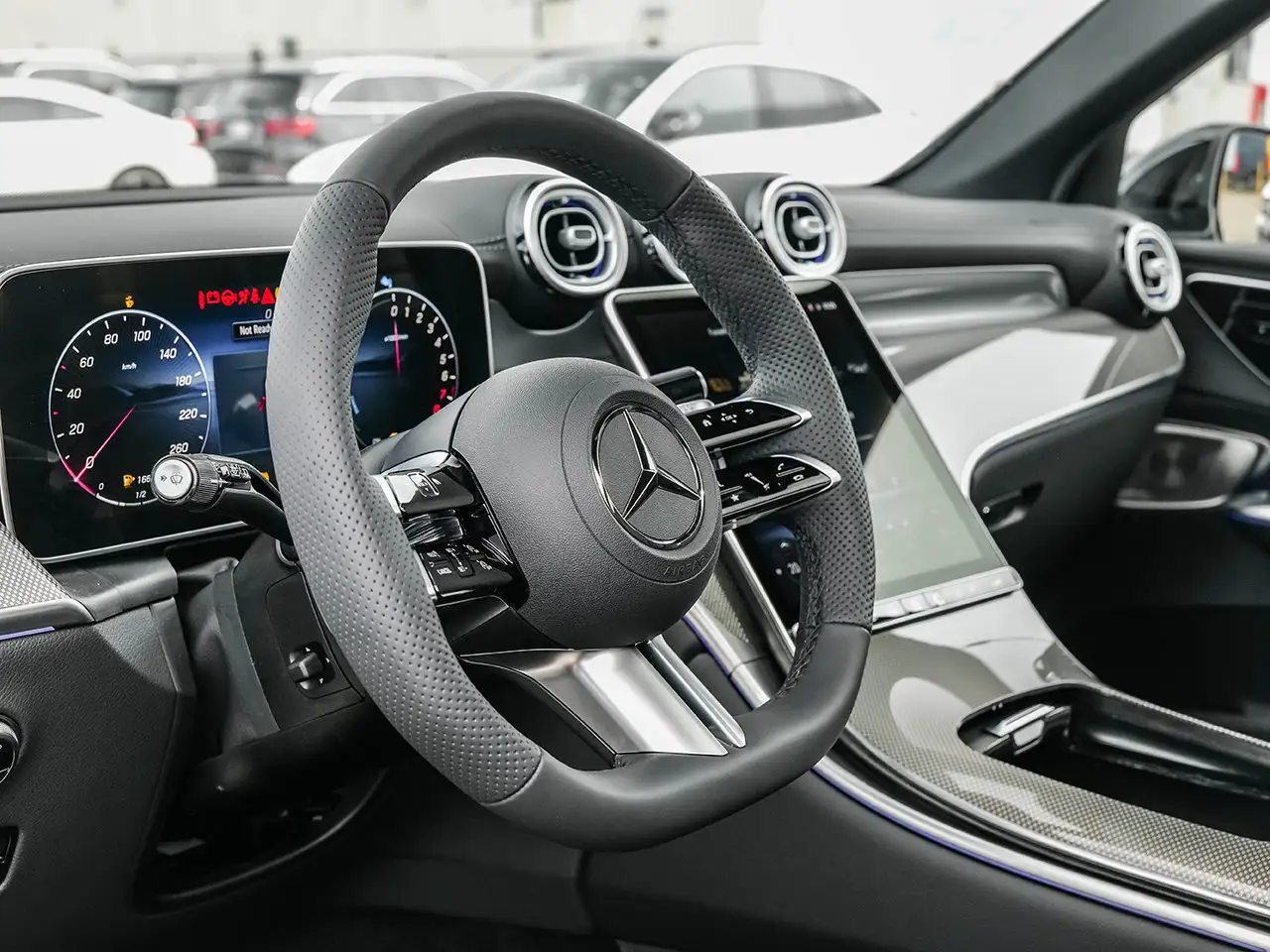 Mercedes-Benz GLC снимка Mercedes-Benz GLC