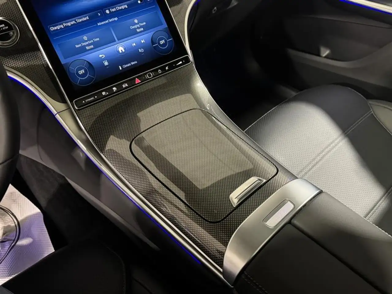 Mercedes-Benz GLC снимка Mercedes-Benz GLC