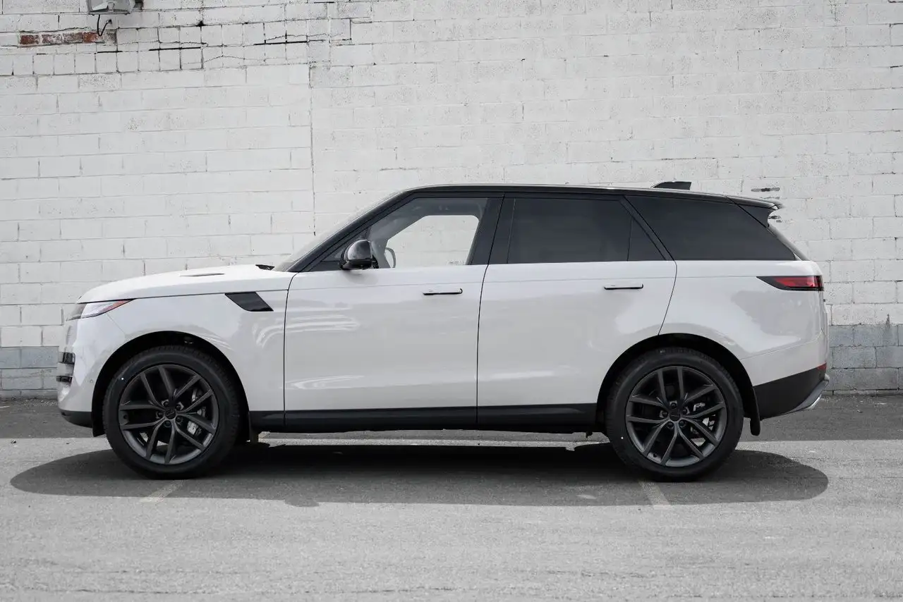 Land Rover Range Rover Sport снимка Land Rover Range Rover Sport