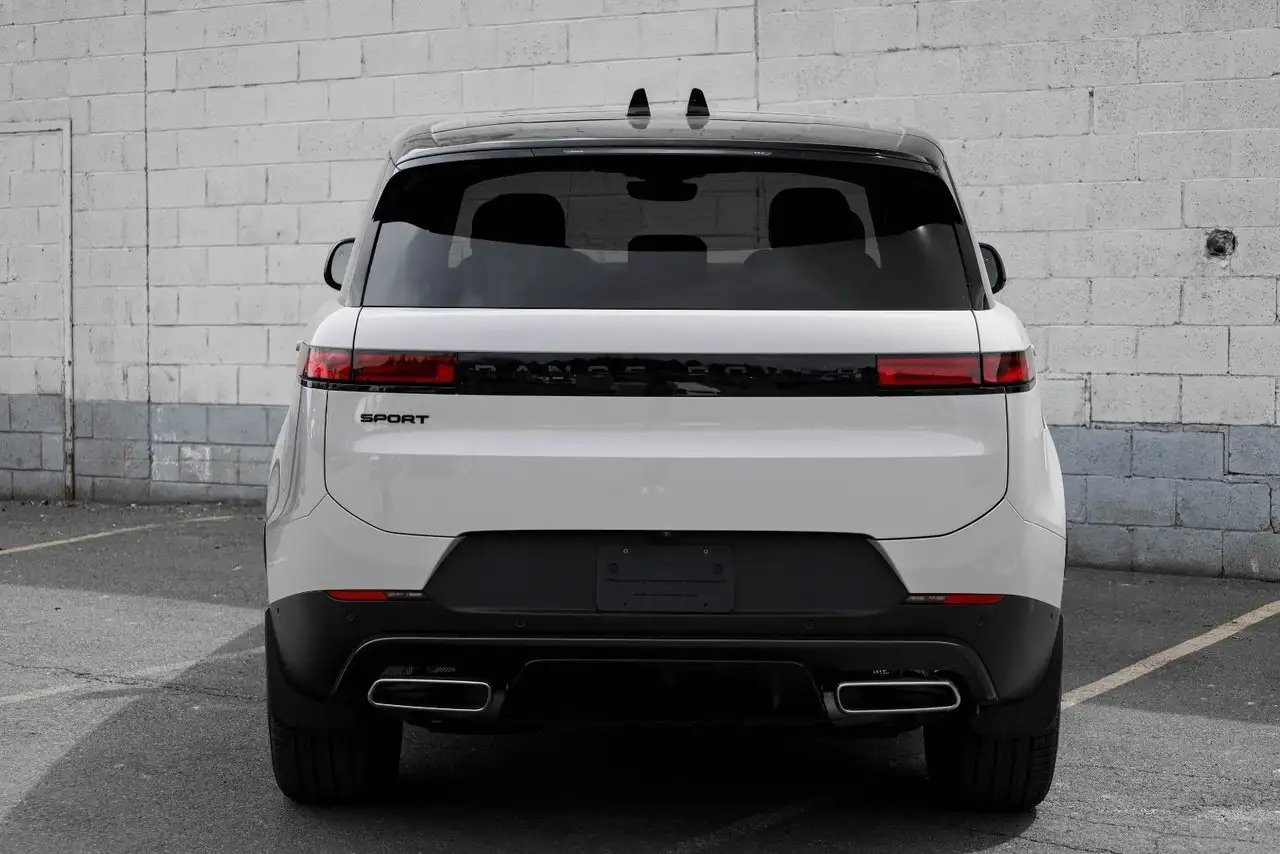 Land Rover Range Rover Sport снимка Land Rover Range Rover Sport