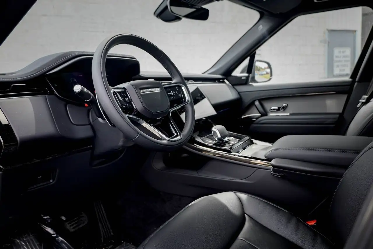 Land Rover Range Rover Sport снимка Land Rover Range Rover Sport