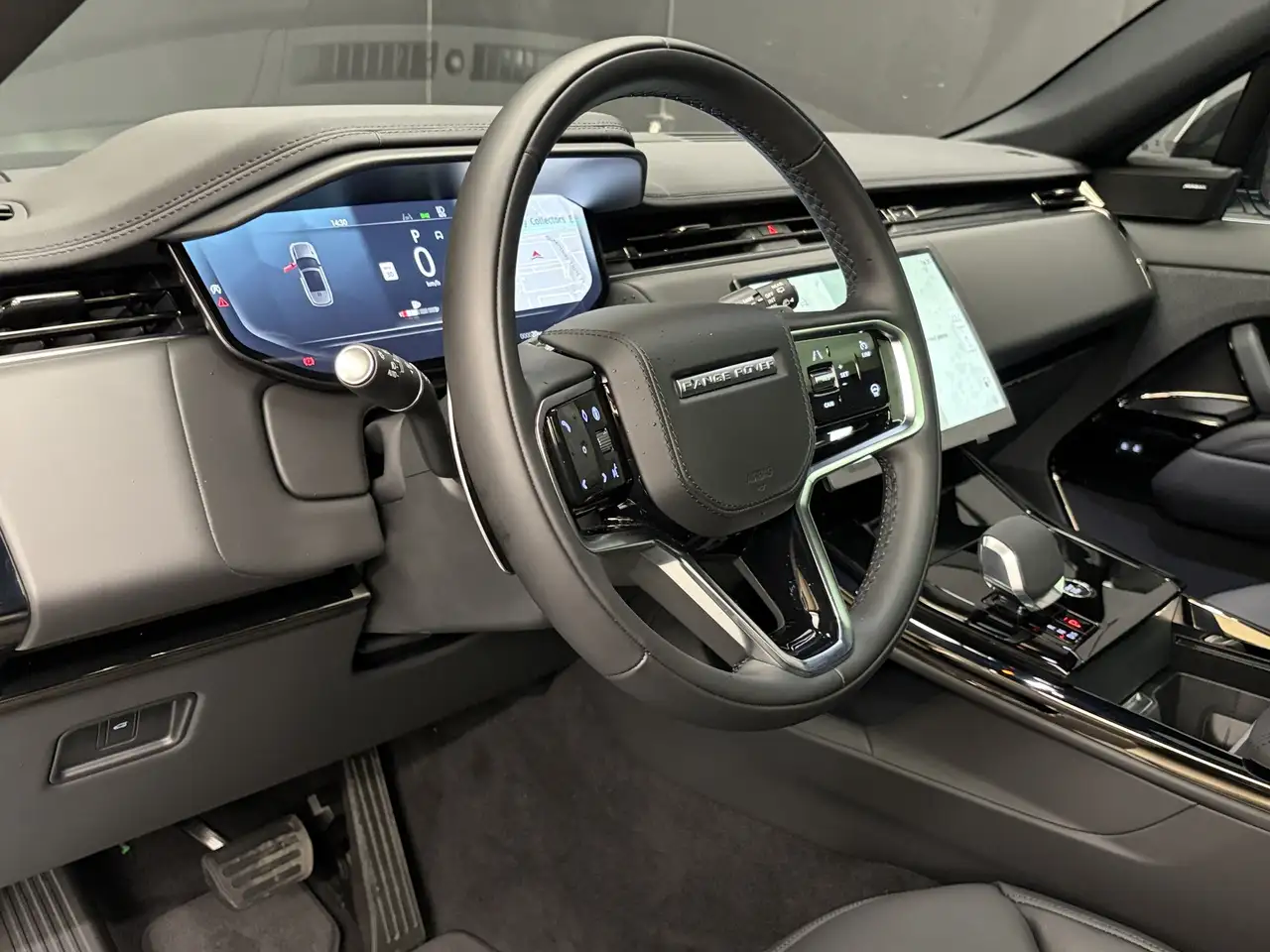 Land Rover Range Rover Sport снимка Land Rover Range Rover Sport