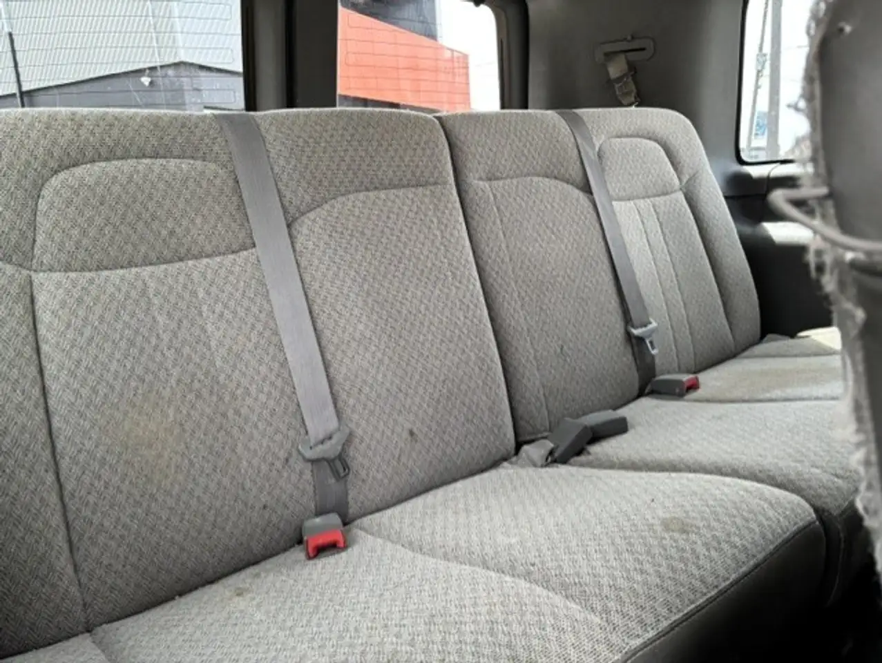 GMC Savana снимка GMC Savana