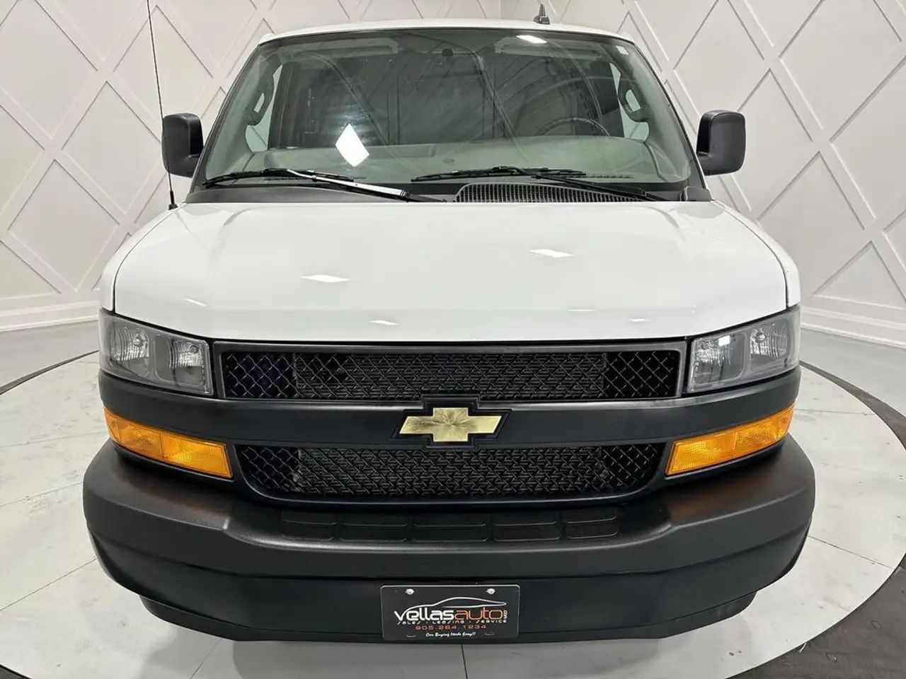 GMC Savana fotografie GMC Savana
