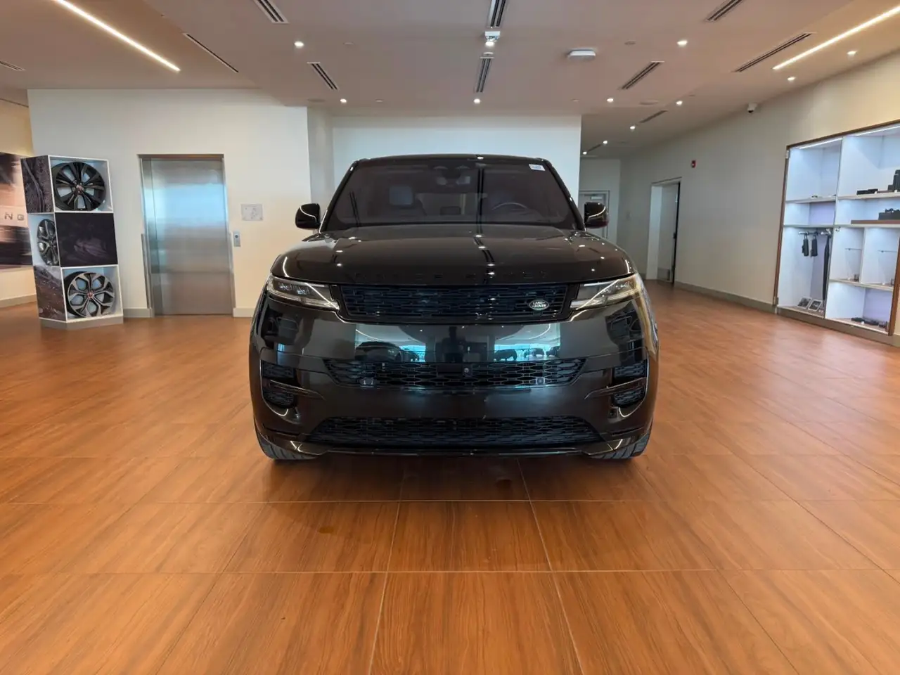 Land Rover Range Rover Sport снимка Land Rover Range Rover Sport