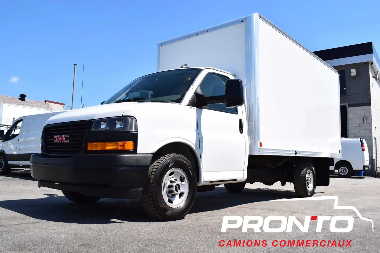 GMC Savana fotografie GMC Savana
